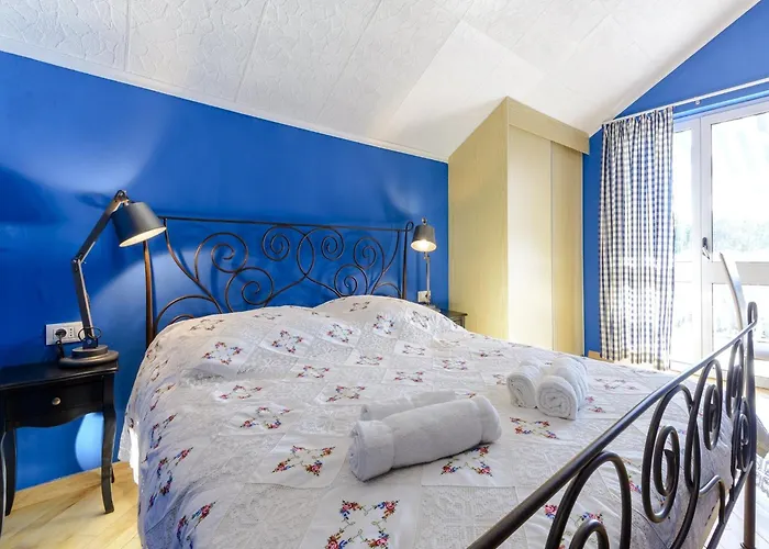 Villa Piano - Four Bedroom With Terrace And Swimming Pool