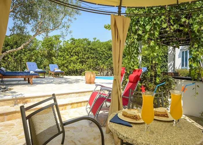 Piano - Four Bedroom With Terrace And Swimming Pool Villa Mlini