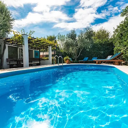 Piano - Four Bedroom With Terrace And Swimming Pool Вилла *