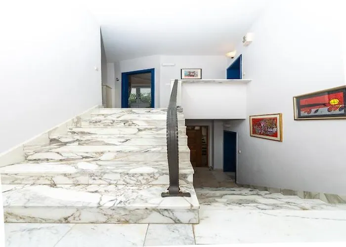 Piano - Four Bedroom With Terrace And Swimming Pool